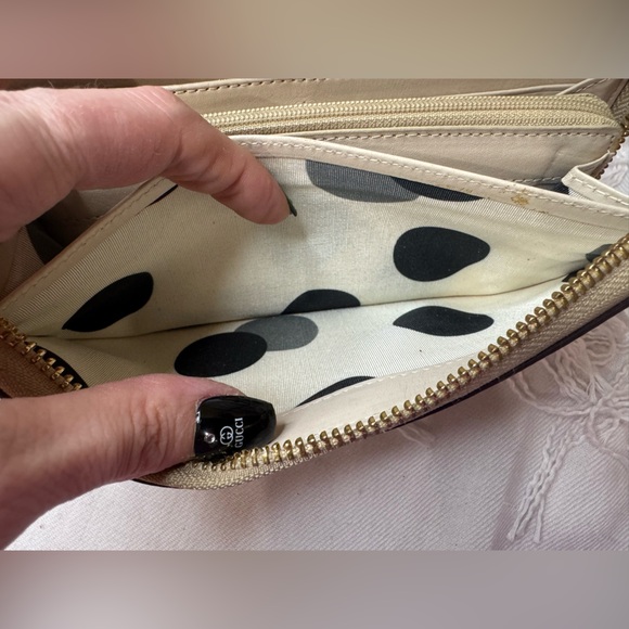 Kate Spade Zippy Wallet - Picture 12 of 17